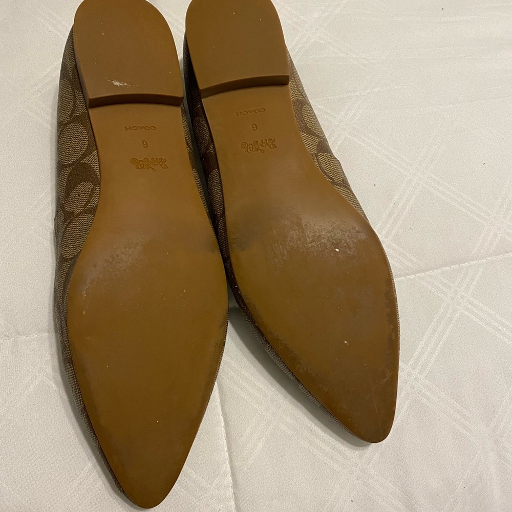 Coach flats - Picture 2 of 2